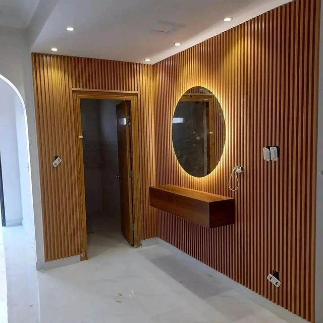 شركة ديكورات بالرياض .. تصميم وتنفيذ ديكور 4 محلات ديكورات خشبية بالرياض